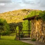 Hoteles más Verdes distingue a Hostería de la Cascada en Tandil por su gestión sustentable y turismo responsable.