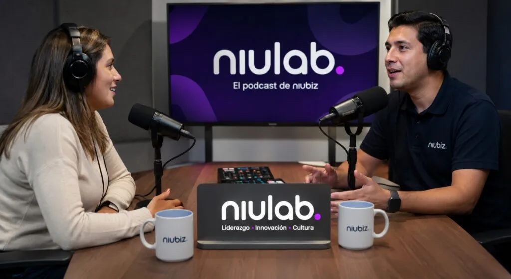 Equipo de Niubiz participa en un podcast corporativo Niulab para impulsar liderazgo, innovación y aprendizaje continuo en 11 países