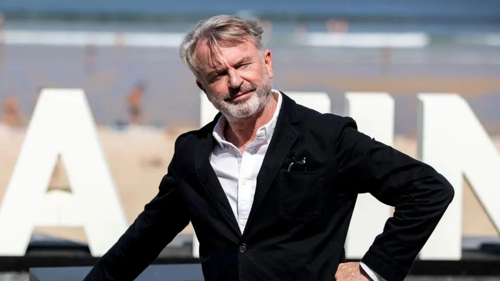 Sam Neill deja un legado en el cine mundial tras cinco décadas de trayectoria