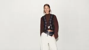 Chaleco de Zara demuestra por qué los clásicos siempre regresan