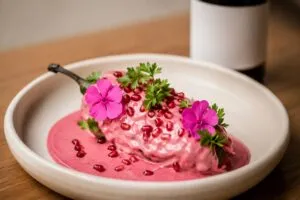 Chiles en nogada con nuevas propuestas en restaurantes mexicanos de CDMX