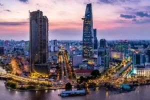 Tecnología e innovación en Ciudad Ho Chi Minh para impulsar empresas y desarrollo industrial
