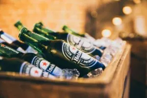 Heineken Six fortalece su estrategia comercial en México con mayor inversión en tiendas y expansión regional.