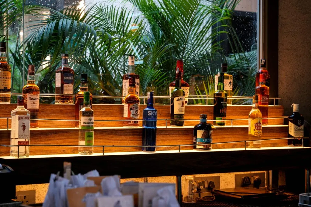 Negocio del ron en México con exportaciones, importaciones y mercados internacionales para marcas y productores