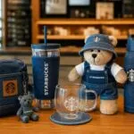 Starbucks Denim suma mezclilla a coleccionables con Bearistas, termos y accesorios disponibles para compradores en México