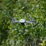 Tecnología agrícola aplicada en México con herramientas digitales para mejorar el uso de agua y suelo en cultivos