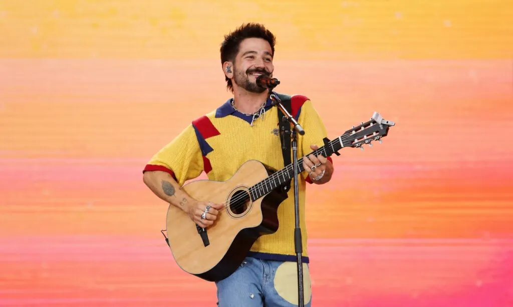 Camilo y Starbucks presentan una colaboración que llevará música, café y experiencias especiales a América Latina y el Caribe.