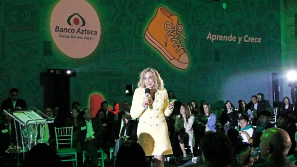 Banco Azteca presenta contenidos de educación financiera para estudiantes de primaria y secundaria