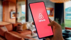 Airbnb enfrenta nuevas reglas europeas para los alquileres de corta duración
