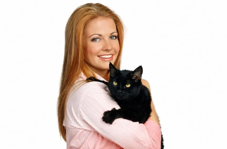 Sabrina, cosas de brujas cumple 30 años como una de las series juveniles más recordadas de la cultura pop.