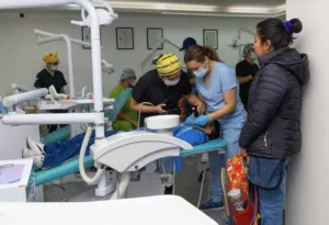 Corporativo Kosmos a través de Fundación Pablo Landsmanas en conjunto con Centro SUMA colaboran en cirugías y atención integral infantil.