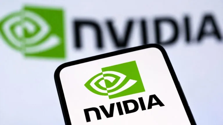 Nvidia amplía su recompra de acciones mientras mantiene inversiones multimillonarias en inteligencia artificial