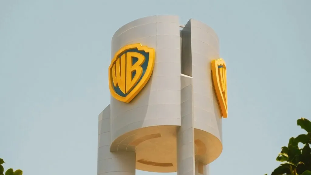 Warner y Paramount unen sus negocios de cine, televisión y streaming