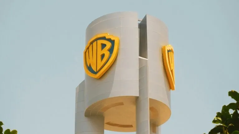 Warner y Paramount unen sus negocios de cine, televisión y streaming